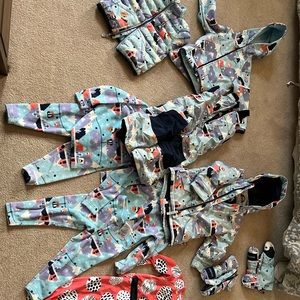 8 piece snow set for size 2T Burton